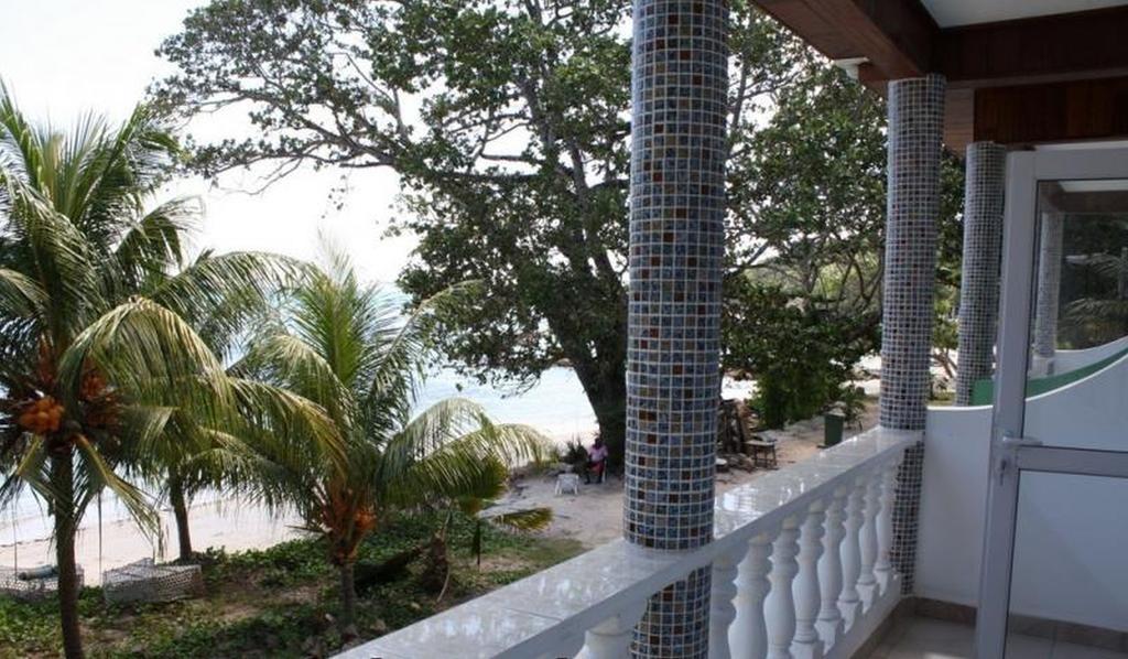 Moonlight Beach Villa Ла-Диг Номер фото