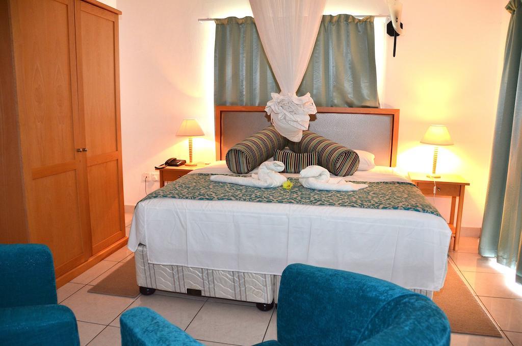 Moonlight Beach Villa Ла-Диг Номер фото